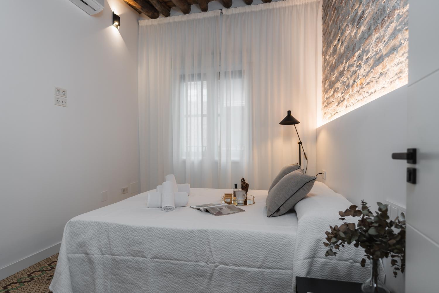 Tuguest Buensuceso Apartment Гранада Екстериор снимка