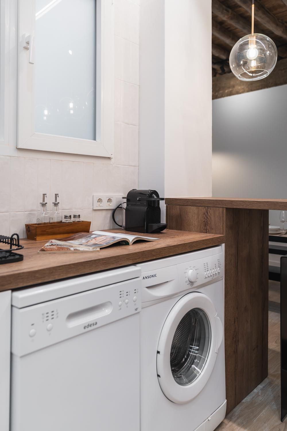 Tuguest Buensuceso Apartment Гранада Екстериор снимка